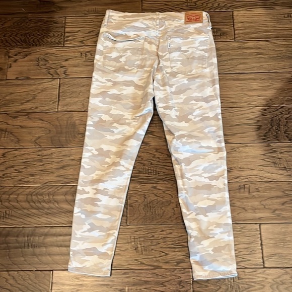 Levi’s 720 High Rise Super Skinny Crop Camo Jeans Size 29 - Picture 2 of 11